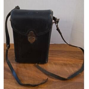 C029 Kodak Cine Model B 16mm Movie Camera and Case